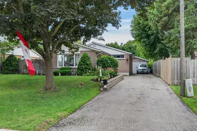 3 Cumbrian Court, Brampton, On L6x 2j7