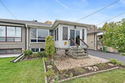29 Heavitree Drive, Toronto, On M3l 1k5