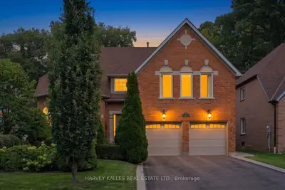 3685 St. Laurent Court, Mississauga, On L5l 4t2