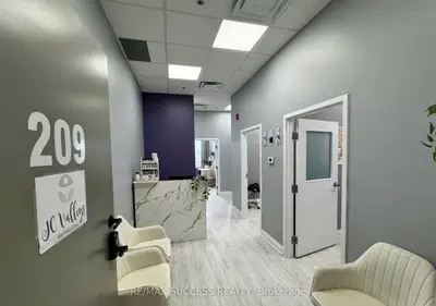 3465 Platinum Drive 209, Mississauga, On L5m 2s1