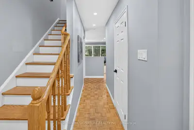 5292 Pinedale Avenue 11, Burlington, On L7l 3v8