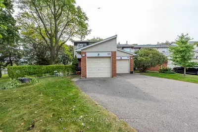 525 Meadows Boulevard 22, Mississauga, On L4z 1h2