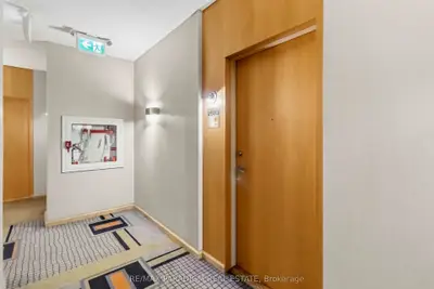 3939 Duke Of York Boulevard 2503, Mississauga, On L5b 4n2