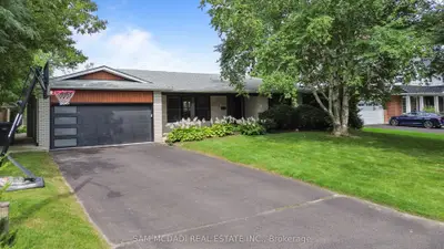 1357 Saginaw Crescent, Mississauga, On L5h 1x4