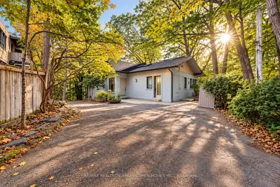 7 Greenbrook Drive, Toronto, On M6m 2j8