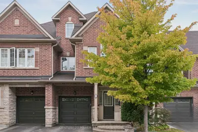 300 Ravineview Way 37, Oakville, On L6h 7j1