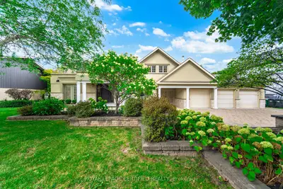 2197 Courrier Lane, Mississauga, On L5c 1v1
