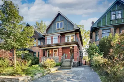161 Westminster Avenue, Toronto, On M6r 1n8