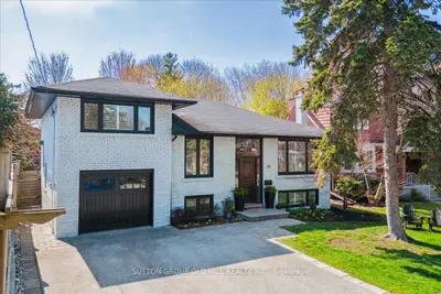 2a Elton Crescent, Toronto, On M8w 2x8