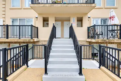 55 George Appleton Way 2095, Toronto, On M3m 0a2