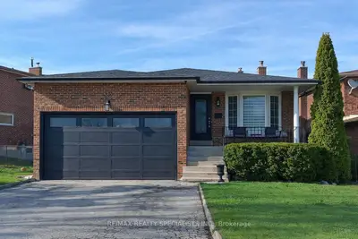 100 Princeton Terrace, Brampton, On L6s 3s9