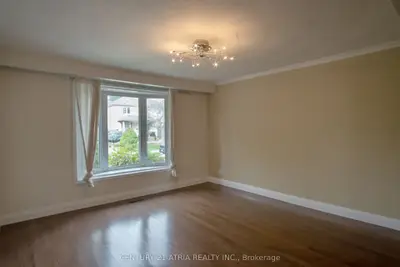 119 Milton Street, Toronto, On M8y 2y4