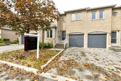 5490 Glen Erin Drive 3, Mississauga, On L5m 5r4