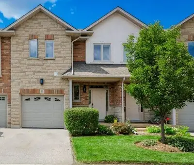 5151 Upper Middle Road 11, Burlington, On L7l 7c8