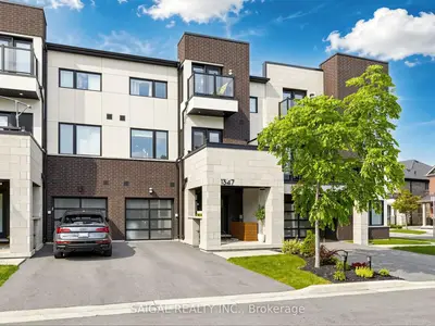 1347 Clarriage Court, Milton, On L9e 1l6