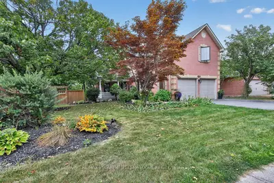 4194 Millcroft Park Drive, Burlington, On L7m 3v3