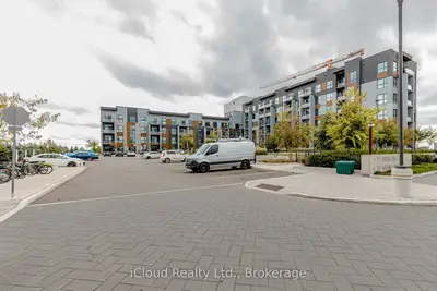 95 Dundas Street 504, Oakville, On L6m 5n3