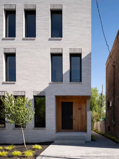 157 Hallam Street A, Toronto, On M6h 1x3