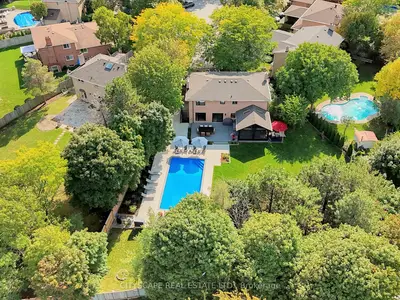 2585 Kenna Court, Mississauga, On L5k 2k4