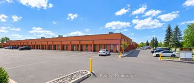 170 Wilkinson Road 4, Brampton, On L6t 4z5