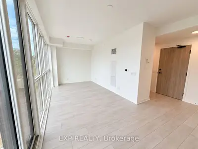 1381 Lakeshore Road 409, Mississauga, On L5e 1g6