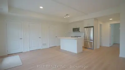 737 Front Royal Street 5, Mississauga, On L4y 0g6