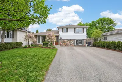 41 Staveley Crescent, Brampton, On L6w 2s1