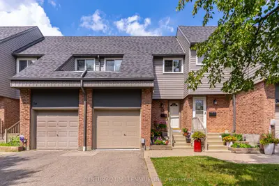 35 Tara Park Crescent, Brampton, On L6v 3e3