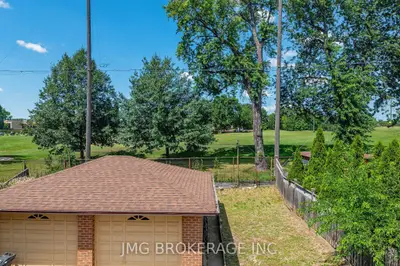53 Foxrun Avenue, Toronto, On M3l 1l9