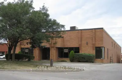 212a Wilkinson Road, Brampton, On L6t 4m4