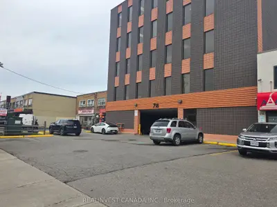 718 Wilson Avenue 201, Toronto, On M3k 1e2
