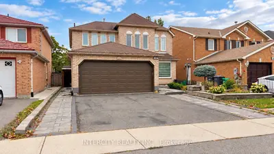 159 Moffatt Avenue, Brampton, On L6y 4r8