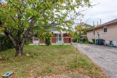 45 Autumn Boulevard, Brampton, On L6t 2w1