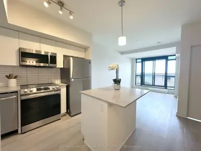 3385 Dundas Street W 611, Toronto, On M6s 2s2