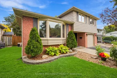31 Core Crescent, Brampton, On L6w 2g6