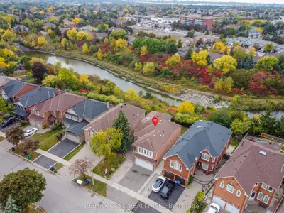 1361 Daniel Creek Road, Mississauga, On L5v 1v3