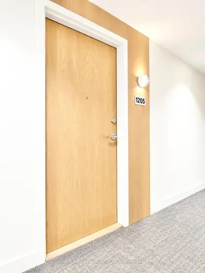 2825 Jane Street 1205, Toronto, On M3n 2j5