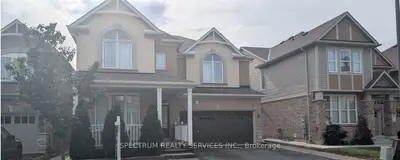 326 Cochrane Terrace, Milton, On L9t 2c1