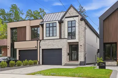 20b Broadview Avenue, Mississauga, On L5h 2s9
