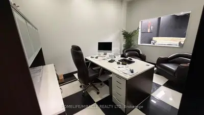 101 Glidden Road #8, Brampton, On L6t 3w6