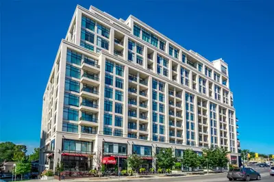 1 Old Mill Drive 223, Toronto, On M6s 0a1