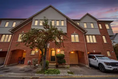 23 West Deane Park Drive 2, Toronto, On M9b 2r5