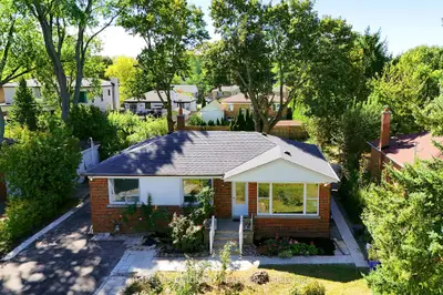 236 SOUTHVIEW Road, Oakville, ON L6K 2P4
