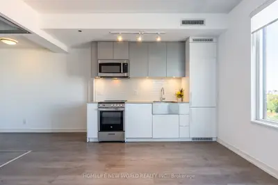 270 Dufferin Street 822, Toronto, On M6k 0h8