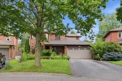 572 Harmony Avenue, Burlington, On L7n 3s8