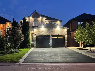 5 Southbury Manor Drive, Caledon, On L7e 1x7