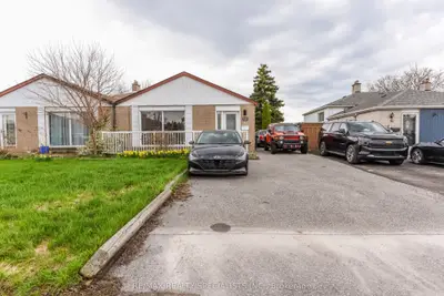137 Avondale Boulevard Upper Portion, Brampton, On L6t 1h5