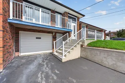 4 Imogene Avenue, Toronto, On M9m 1n6