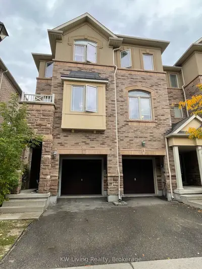 6625 Falconer Drive 10, Mississauga, On L5n 0c7