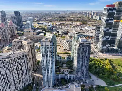 223 Webb Drive 2901, Mississauga, On L5b 0e8
